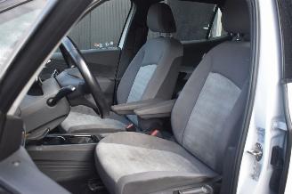 Volkswagen ID.3 58Kwh Life 204Pk *Clima/Navi/Stoelverwarming picture 5