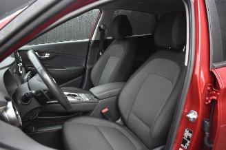 Hyundai Kona 64Kwh Comfort 204Pk 3FASE *Navi/Clima/Camera/stoelverwarming picture 5