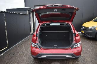 Hyundai Kona 64Kwh Comfort 204Pk 3FASE *Navi/Clima/Camera/stoelverwarming picture 12