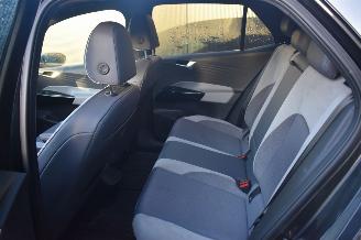 Volkswagen ID.3 58Kwh first Plus 204Pk 3FASE *Navi/Clima/Camera/Stoelverwarming picture 6