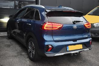Kia Niro 1.6 GDi Hybrid Executiveline 105Pk *Navi/clima/Camera/Leder/Stoelverwarming picture 3