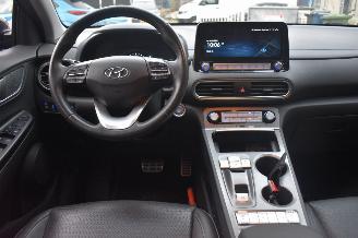 Hyundai Kona 64Kwh Premium 204Pk 3FASE SOH 100% Navi/Clima/Camera/Leder/Stoelverwarming picture 7