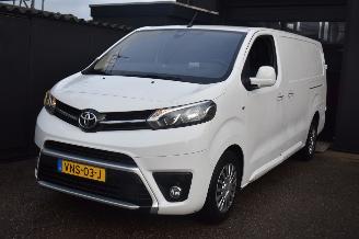 krockskadad bil bedrijf Toyota Proace 2.0 Worker D-4D Professional Long 177Pk *Navi/Clima 2022/1