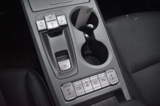 Hyundai Kona 64Kwh Limited 204Pk 3Fase 100% Soh *Navi/Clima/Leder/Stoelverwarming/Schuifdak picture 18