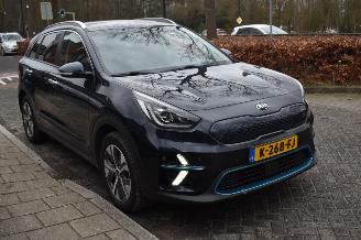 Kia Niro 64Kwh Executiveline 204Pk 3FASE 100% Soh *Navi/Clima/Camera/Leder/Stoelverwarming picture 2