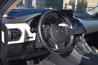 Lexus NX 300h 2.5 AWD Ultimate Edition 155Pk *Navi/Clima/Camera/Stoelverwarming picture 8