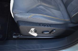 Skoda Enyaq 60Kwh 179Pk 3FASE *Navi/Clima/Camera/Panorama/Stoelverwarming picture 10