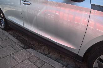 Skoda Enyaq 60Kwh 179Pk 3FASE *Navi/Clima/Camera/Panorama/Stoelverwarming picture 28