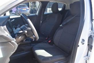 Renault Clio 1.0 Tce 90 Equilibre *Clima/Navi picture 5