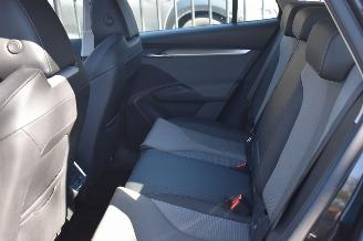 Skoda Enyaq 60Kwh IV 179Pk 3FASE *Navi/Clima/Panorama/Stoelverwarming picture 6