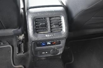 Volkswagen Tiguan 1.5 Tsi R-Line Business+ 150Pk *Navi/Clima/Camera/IQ Light picture 17