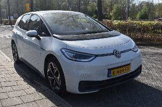Volkswagen ID.3 58Kwh First Plus 204Pk 3FASE 88% SOH *Navi/CLima/Camera/Stoelverwarmig picture 2