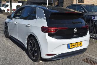 Volkswagen ID.3 58Kwh First Plus 204Pk 3FASE 88% SOH *Navi/CLima/Camera/Stoelverwarmig picture 4