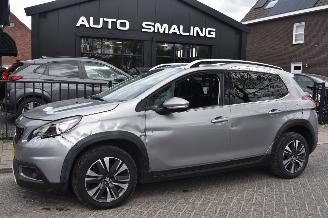Unfallwagen Peugeot 2008 1.2 Puretech GT-Line 110Pk *Navi/Clima/Camera 2019/5