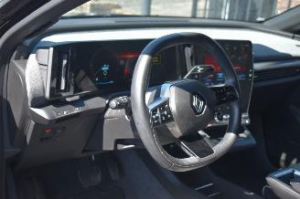 Renault Mégane E-Tech EV60 218Pk 3FASE Optimum Charge Iconic *Navi/Clima/Camera/Stoelverwarming picture 8