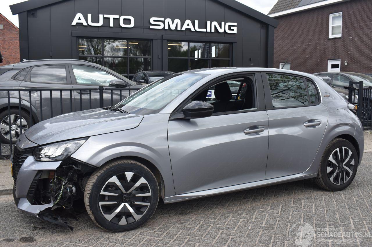 Peugeot 208 1.2 Hybrid 101Pk e-DCS6 Style *Navi/Clima