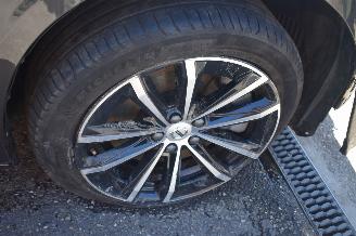 Volvo V-60 2.0 T6 Plug-in Hybrid AWD Plus Dark 253Pk *Navi/Clima/Camera/Panorama/Stoelverwarming picture 25