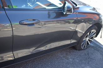 Volvo V-60 2.0 T6 Plug-in Hybrid AWD Plus Dark 253Pk *Navi/Clima/Camera/Panorama/Stoelverwarming picture 27