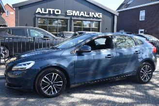 Schadeauto Volvo V-40 1.5 T2 Kinetic 122Pk *Navi/Clima/Stoelverwarrming 2020/9
