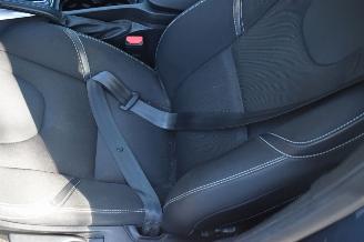 Volvo V-40 1.5 T2 Kinetic 122Pk *Navi/Clima/Stoelverwarrming picture 13