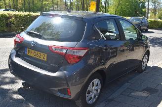 Toyota Yaris 1.5 Hybrid Aspiration 75Pk *Navi/Clima/Camera picture 3