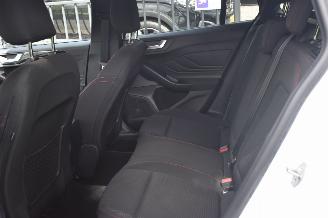 Ford Focus 1.0 Ecoboost 155Pk Hybrid ST Line *Navi/Clima/Camera/Stoelverwarming picture 6