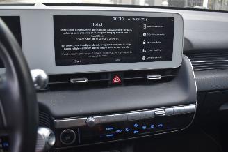 Hyundai ioniq 5 73Kwh AWD Connect 306Pk 3FASE *Navi/Clima/Camera/Leder picture 12