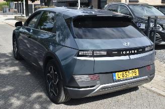 Hyundai ioniq 5 73Kwh AWD Connect 306Pk 3FASE *Navi/Clima/Camera/Leder picture 4