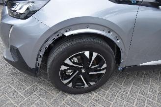 Peugeot e-2008 50Kwh Allure Pack 50Kwh 3FASE *Navi/Clima/Camera picture 16