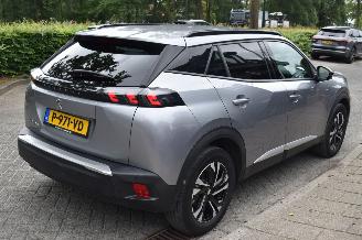 Peugeot e-2008 50Kwh Allure Pack 50Kwh 3FASE *Navi/Clima/Camera picture 3