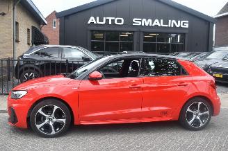 krockskadad bil auto Audi E-tron 1.0 TFSI 25 S Edition 95Pk *Navi/Clima 2023/1