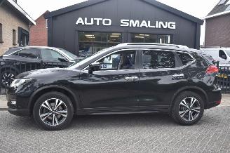 Vaurioauto  passenger cars Nissan X-Trail 1.6 DIG-T 163Pk N-Connecta 7 personen *Navi/clima/Camera/Panorama 2018/4