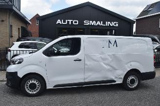 krockskadad bil bedrijf Toyota Proace 1.5 D-4D 102Pk Live Long L3 *Airco/Navi 2022/11