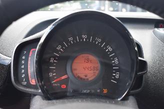 Peugeot 108 1.0 e-VTI Allure 72Pk *Navi/Clima/Camera picture 10