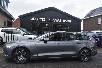 krockskadad bil auto Volvo V-60 2.0 T6 Twin Engine AWD R-Design 253Pk *Navi/Clima/Camera/Leder/Stoelverwarming 2020/5