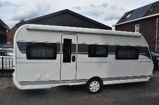 krockskadad bil caravan Hobby  540 UFF Excellent Queens bed 2021/6