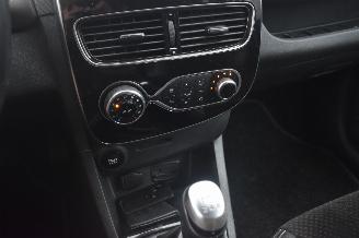 Renault Clio 1.5 Dci Intens sport 90Pk *Navi/Clima/Camera picture 12