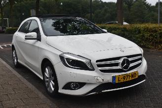 Mercedes A-klasse 1.6 200 Ambition 156Pk *Navi/Clima/Stoelverwarming/Schuifdak picture 2