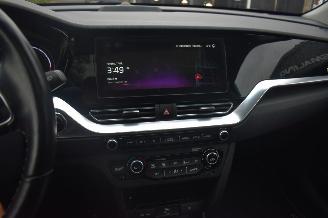 Kia e-Niro 64Kwh Executiveline 204Pk 3Fase *Navi/Clima/Camera/Leder picture 12
