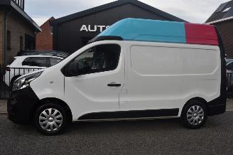 krockskadad bil bedrijf Opel Vivaro 1.6 Cdti L1H2 Edition Ecoflex 125Pk *Airco 2019/10