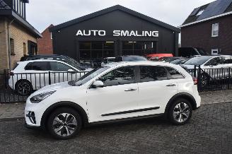 Avarii autoturisme Kia Niro 64Kwh Executiveline 204Pk 3Fase *Navi/Clima/Camera/Leder 2020/12