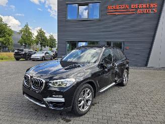 krockskadad bil auto BMW X3 X-LINE / HEAD UP / PANO DAK 2019/5