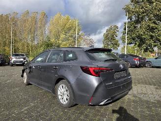 Schadeauto Toyota Corolla 1.8 HYBR 2023/11