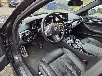 BMW 5-serie 530e PLUG-IN  215KW  / M-SPORT  /  32.DKM picture 15