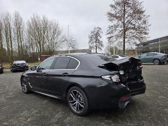 BMW 5-serie 530e PLUG-IN  215KW  / M-SPORT  /  32.DKM picture 3