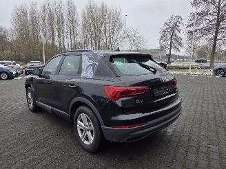 Audi Q3 110kw TFSi / 67dkm / PANODAK picture 3