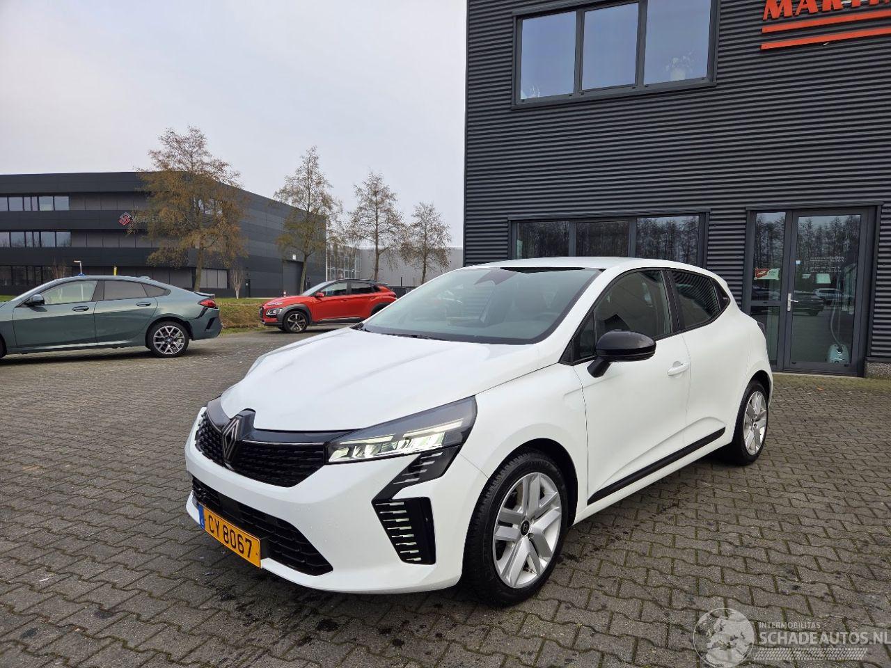 Renault Clio 0.9  67PK / EVOLUTION / 9600 KM