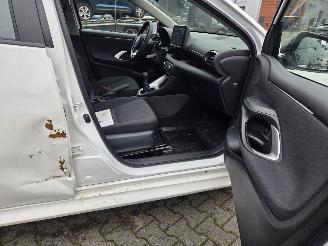 Toyota Yaris 1.5 Benz 92kw  / CAMERA / CarPLAY / 17DKM picture 9