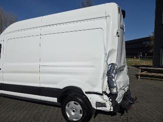 Ford Transit 35 2.0 TDCI- Autom. 121kw / L3H3 / Navi /  Clima / 35 dkm picture 4