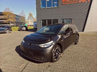 Volkswagen ID.3 Pro Performance  150KW / 62 Kwh /  27 Dkm / Rijdende auto picture 12
